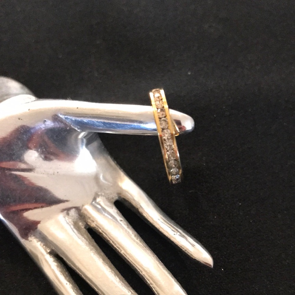 Elegant Gold and Silver Women's Ring